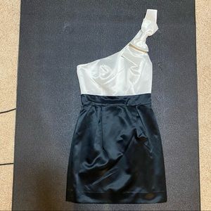 Laundry by Shelli Segal Dress